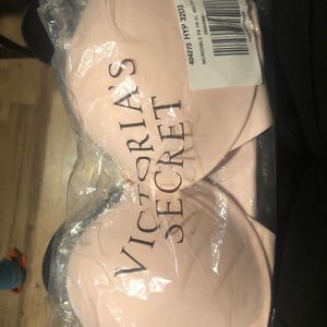Victoria’s Secret blush pink bra